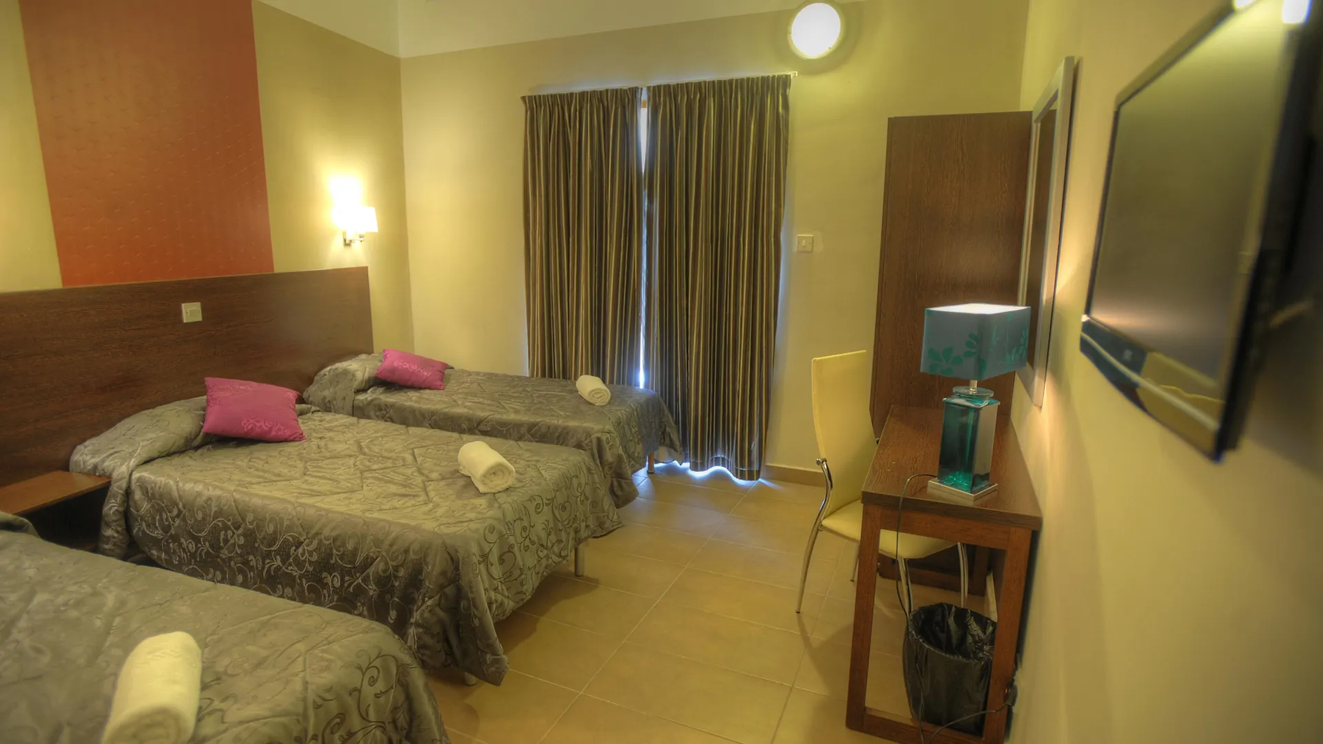 ***  Carlton Hotel Sliema Malta