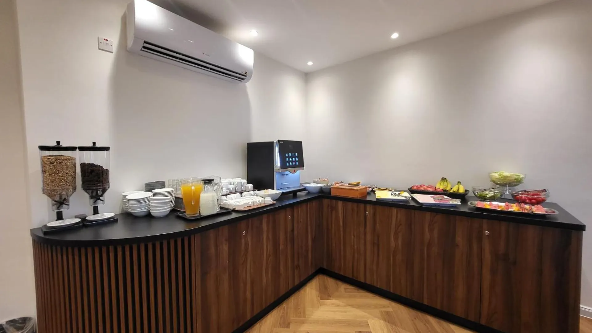 Carlton Hotel Sliema