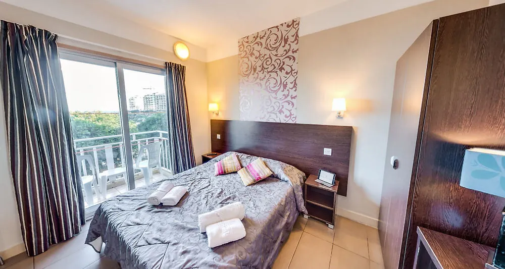 Carlton Hotel Sliema 3*,