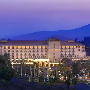 Sheraton Addis, A Luxury Collection Hotel, Hotell Addis Ababa